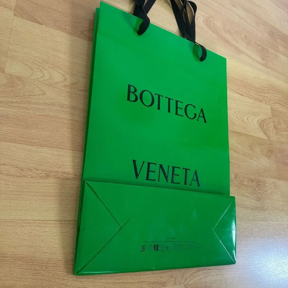 Bottega Veneta Paper Shopping Bag - green medium, 16.5